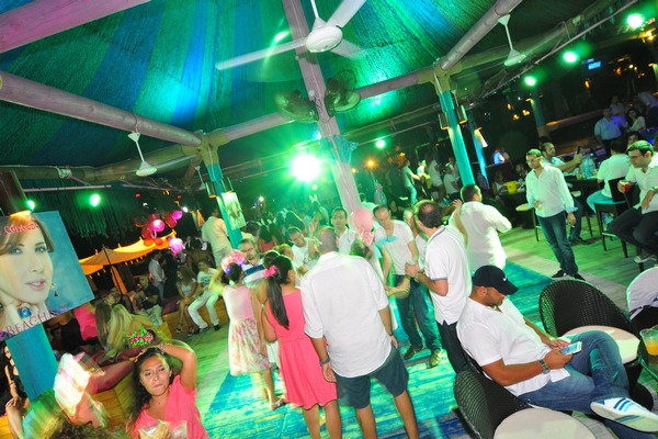 Saturday Night At Edde Sands
